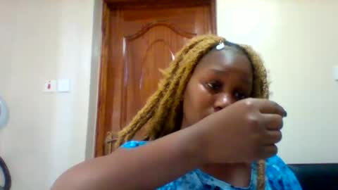 Snapshot of midnightt_tease chatting on September 16, 8:55 am midnightt_tease online show from September 16, 8:55 am