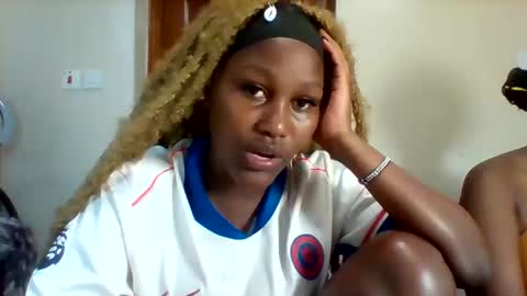 Snapshot of midnightt_tease chatting on September 17, 8:56 am midnightt_tease online show from September 17, 8:56 am