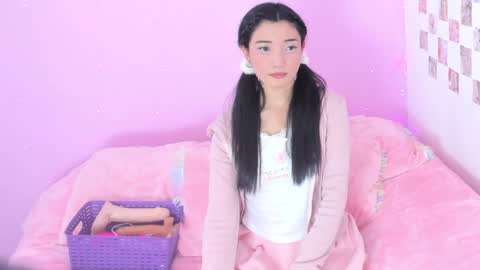 Snapshot of midori_bak_ chatting on February 6, 8:02 pm Sara online show from February 6, 8:02 pm