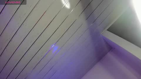 Snapshot of midory_ chatting on September 18, 6:01 am midory_ online show from September 18, 6:01 am