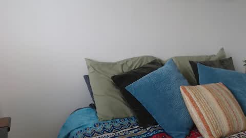 MidsummerNightsDream online show from February 18, 6:51 pm