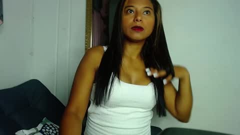 Snapshot of mielsquirt chatting on February 3, 8:46 am mielsquirt online show from February 3, 8:46 am