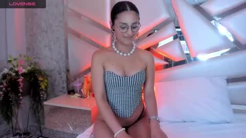 MIA 3 online show from December 5, 3:37 am