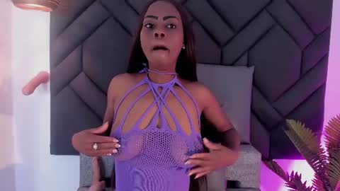 miia_ferrari online show from June 25, 3:24 pm