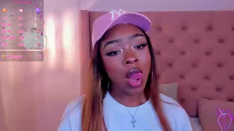 Miia Schwarz  online show from September 20, 1:16 am