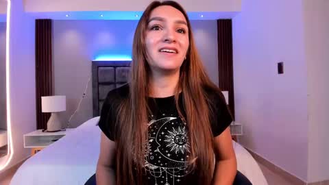 Snapshot of miia_taylors chatting on September 18, 12:37 pm Miia 3 online show from September 18, 12:37 pm