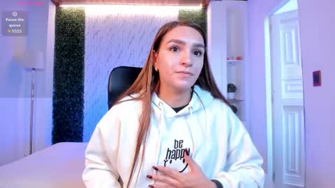 Snapshot of miia_taylors chatting on October 6, 12:11 pm Miia 3 online show from October 6, 12:11 pm