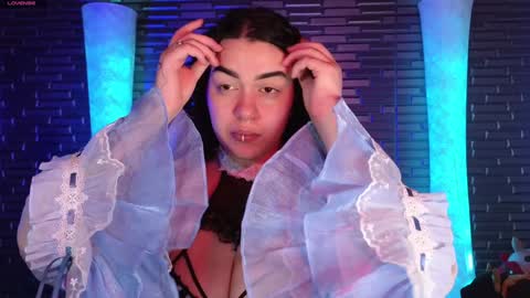 Snapshot of miia_zarate chatting on December 18, 9:29 pm Ma - online show from December 18, 9:29 pm