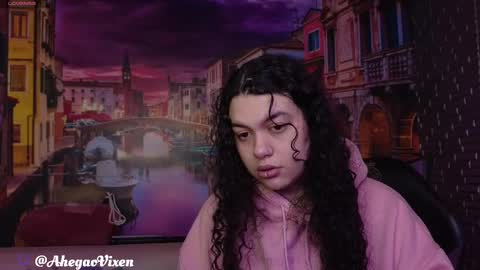 Snapshot of miia_zarate chatting on February 12, 9:22 pm Ma - online show from February 12, 9:22 pm