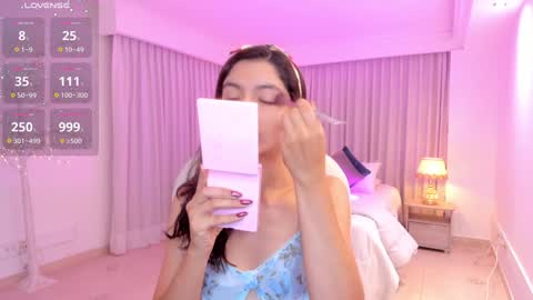 Mia online show from January 24, 3:22 am