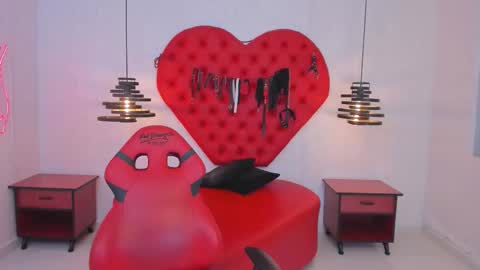 Snapshot of miiaa_foxyy_ chatting on September 18, 5:06 am Miiaa Foxyy online show from September 18, 5:06 am