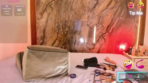 miiaacollins online show from October 10, 3:50 pm