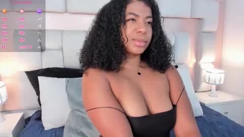 Mia online show from January 15, 12:44 pm