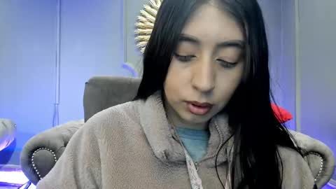 Snapshot of miilu__1 chatting on January 18, 3:09 am miilu online show from January 18, 3:09 am