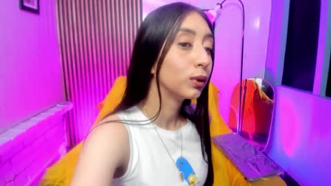 miilu  online show from February 8, 3:43 am