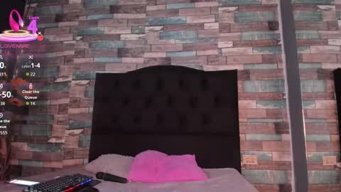 Snapshot of miiss_evaa chatting on October 29, 11:58 am miiss_evaa online show from October 29, 11:58 am