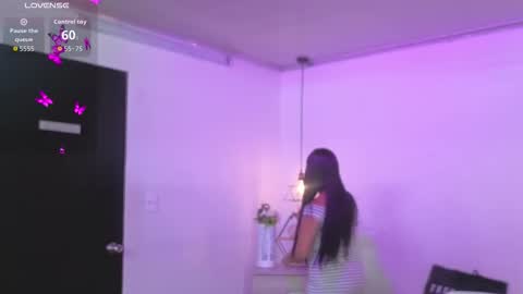 Snapshot of miiss_greyy chatting on October 27, 11:50 am miiss_greyy online show from October 27, 11:50 am