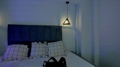 Snapshot of miiss_greyy chatting on February 16, 3:27 pm miiss_greyy online show from February 16, 3:27 pm