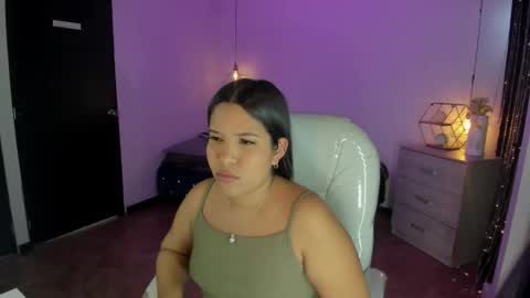 Snapshot of miiss_greyy chatting on September 28, 11:59 am miiss_greyy online show from September 28, 11:59 am