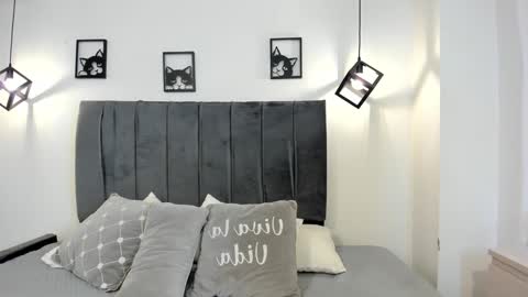 Snapshot of miiss_greyy chatting on February 9, 3:11 am miiss_greyy online show from February 9, 3:11 am