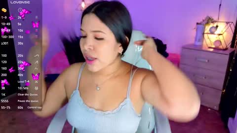 Snapshot of miiss_greyy chatting on October 18, 12:19 pm miiss_greyy online show from October 18, 12:19 pm