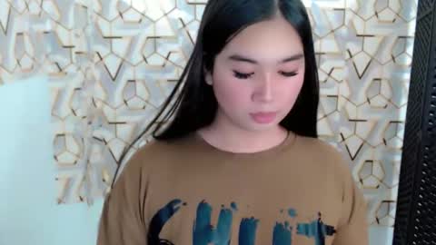 Snapshot of mikayla_slut chatting on October 12, 6:16 am Kyla online show from October 12, 6:16 am