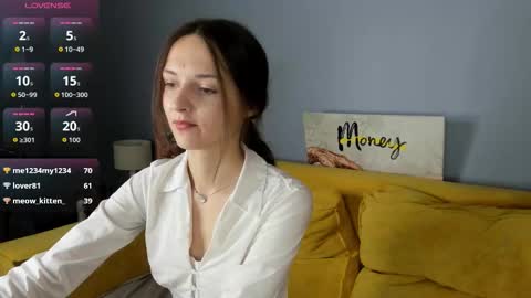 Snapshot of mike__mikes chatting on September 22, 7:29 am Kira online show from September 22, 7:29 am