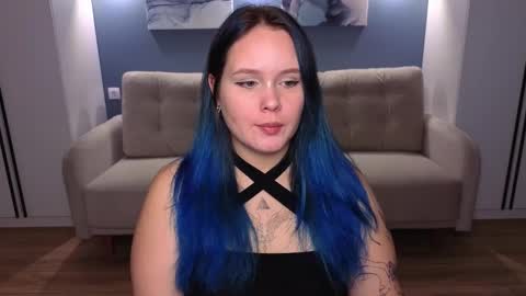 Snapshot of miki_miki_cutie chatting on September 13, 1:08 pm Mikki online show from September 13, 1:08 pm
