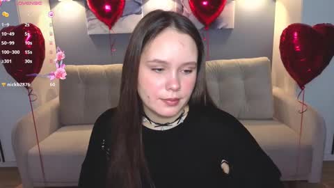 Snapshot of miki_miki_cutie chatting on February 15, 6:12 pm Mikki online show from February 15, 6:12 pm