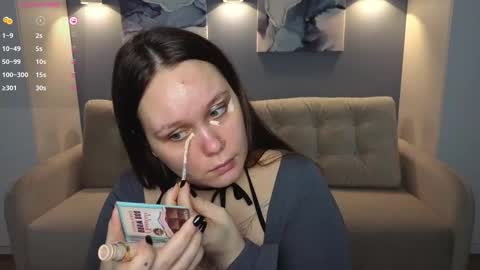 Snapshot of miki_miki_cutie chatting on February 9, 8:02 pm Mikki online show from February 9, 8:02 pm