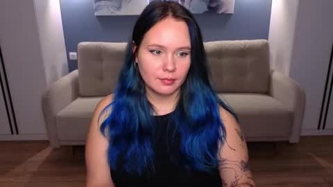 Snapshot of miki_miki_cutie chatting on September 14, 1:09 pm Mikki online show from September 14, 1:09 pm