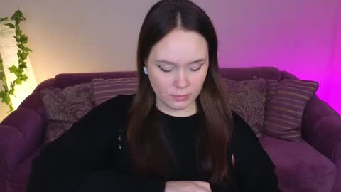 Snapshot of miki_miki_cutie chatting on January 29, 8:14 pm Mikki online show from January 29, 8:14 pm