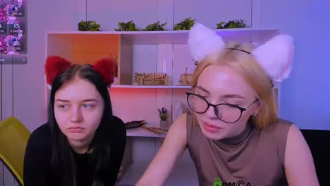 miki_ti online show from October 26, 12:55 pm