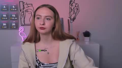 Snapshot of mila_glow chatting on October 9, 9:46 am mila_glow online show from October 9, 9:46 am