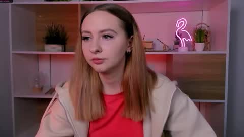 Snapshot of mila_glow chatting on October 21, 7:29 pm mila_glow online show from October 21, 7:29 pm