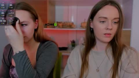 Snapshot of mila_glow chatting on October 13, 8:50 am mila_glow online show from October 13, 8:50 am