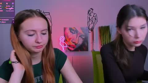 Snapshot of mila_glow chatting on September 25, 7:45 pm mila_glow online show from September 25, 7:45 pm