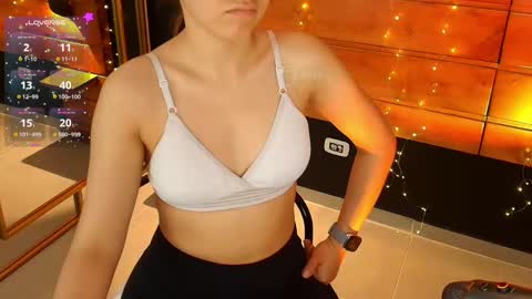 Snapshot of mila_kiitty chatting on March 7, 11:18 am Milena  online show from March 7, 11:18 am