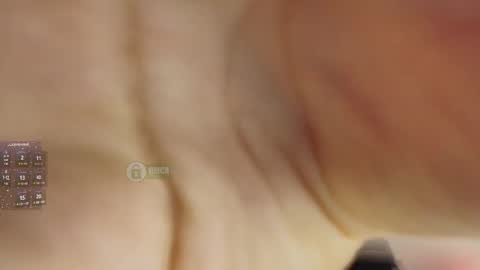 Snapshot of mila_kiitty chatting on October 30, 11:33 am Milena  online show from October 30, 11:33 am