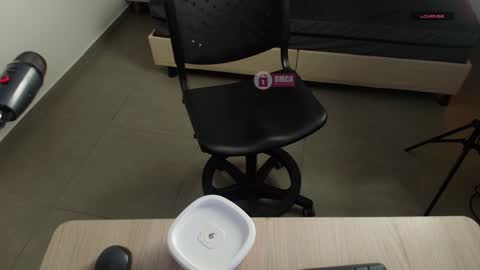 Snapshot of mila_kiitty chatting on January 20, 11:13 am Milena  online show from January 20, 11:13 am