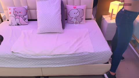 Snapshot of mila_kiitty chatting on January 23, 11:26 am Milena  online show from January 23, 11:26 am