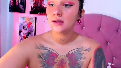 Snapshot of mila_nixon01 chatting on November 1, 6:12 pm MILA online show from November 1, 6:12 pm