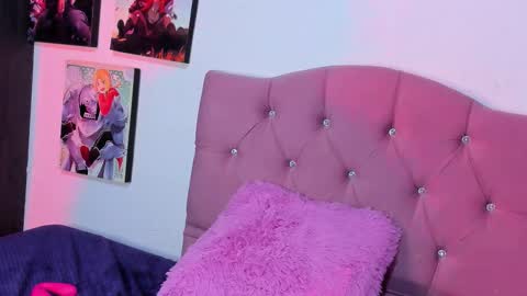 Snapshot of mila_nixon01 chatting on October 13, 6:32 pm MILA online show from October 13, 6:32 pm