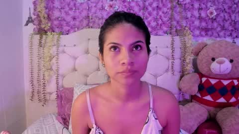 laura online show from March 30, 10:59 am