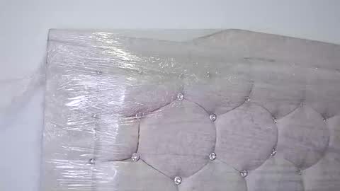 Snapshot of mila_rey25_ chatting on September 28, 4:41 am laura online show from September 28, 4:41 am