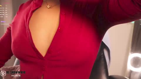 Snapshot of mila_snoow chatting on October 6, 11:49 am M I L A online show from October 6, 11:49 am