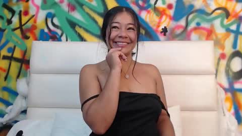 Snapshot of milaaadams chatting on October 19, 12:07 pm mila online show from October 19, 12:07 pm