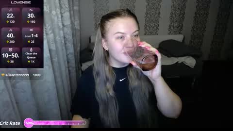 Snapshot of milabrenda chatting on October 31, 7:07 pm Mila online show from October 31, 7:07 pm