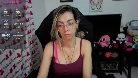 milacoxx8819 online show from September 30, 12:38 am