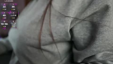 Snapshot of milacrave chatting on October 13, 11:35 am milacrave online show from October 13, 11:35 am